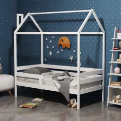 Детская кровать-домик из массива березы Соня-6 (Белый/Лак) в Тобольске - tobolsk.mebel24.online | фото